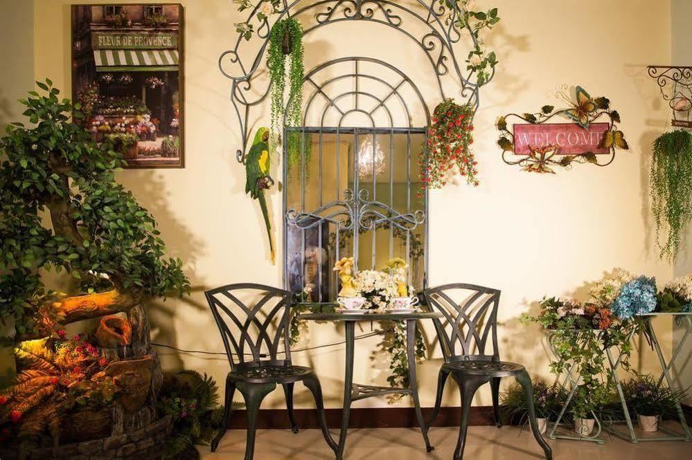 Sunflower B&B II Хуалиен Сити Екстериор снимка